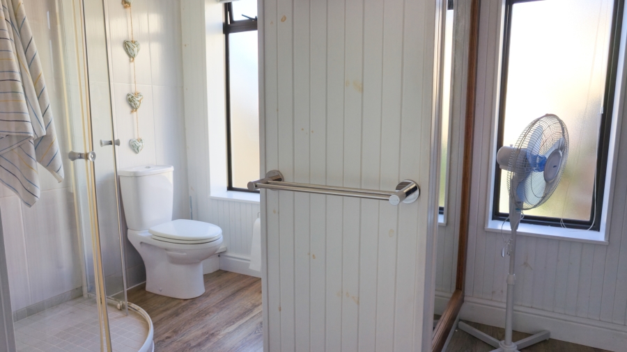 6 Bedroom Property for Sale in Fish Hoek Western Cape